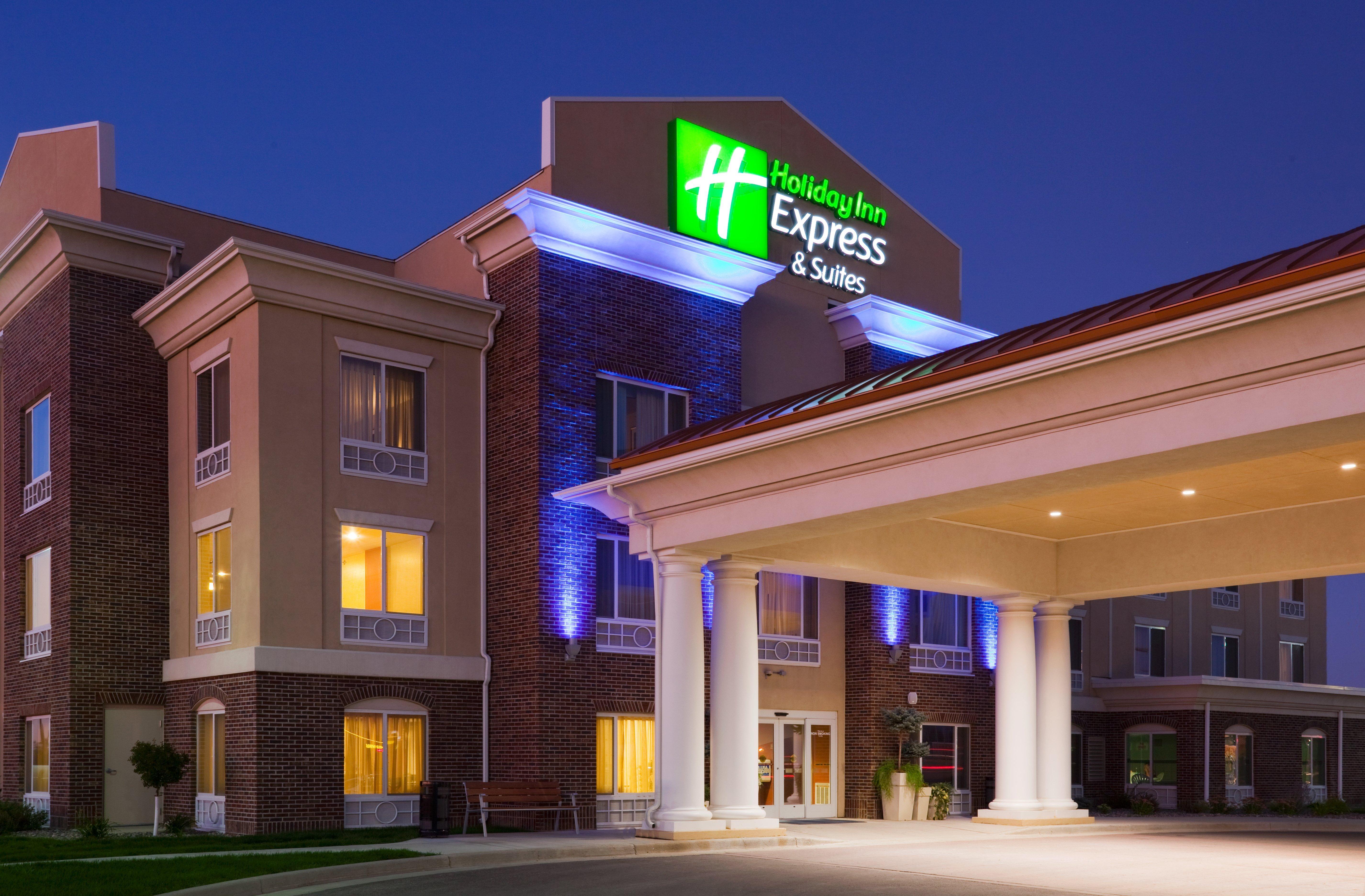Holiday Inn Express Hotel & Suites Minot South By Ihg Ngoại thất bức ảnh