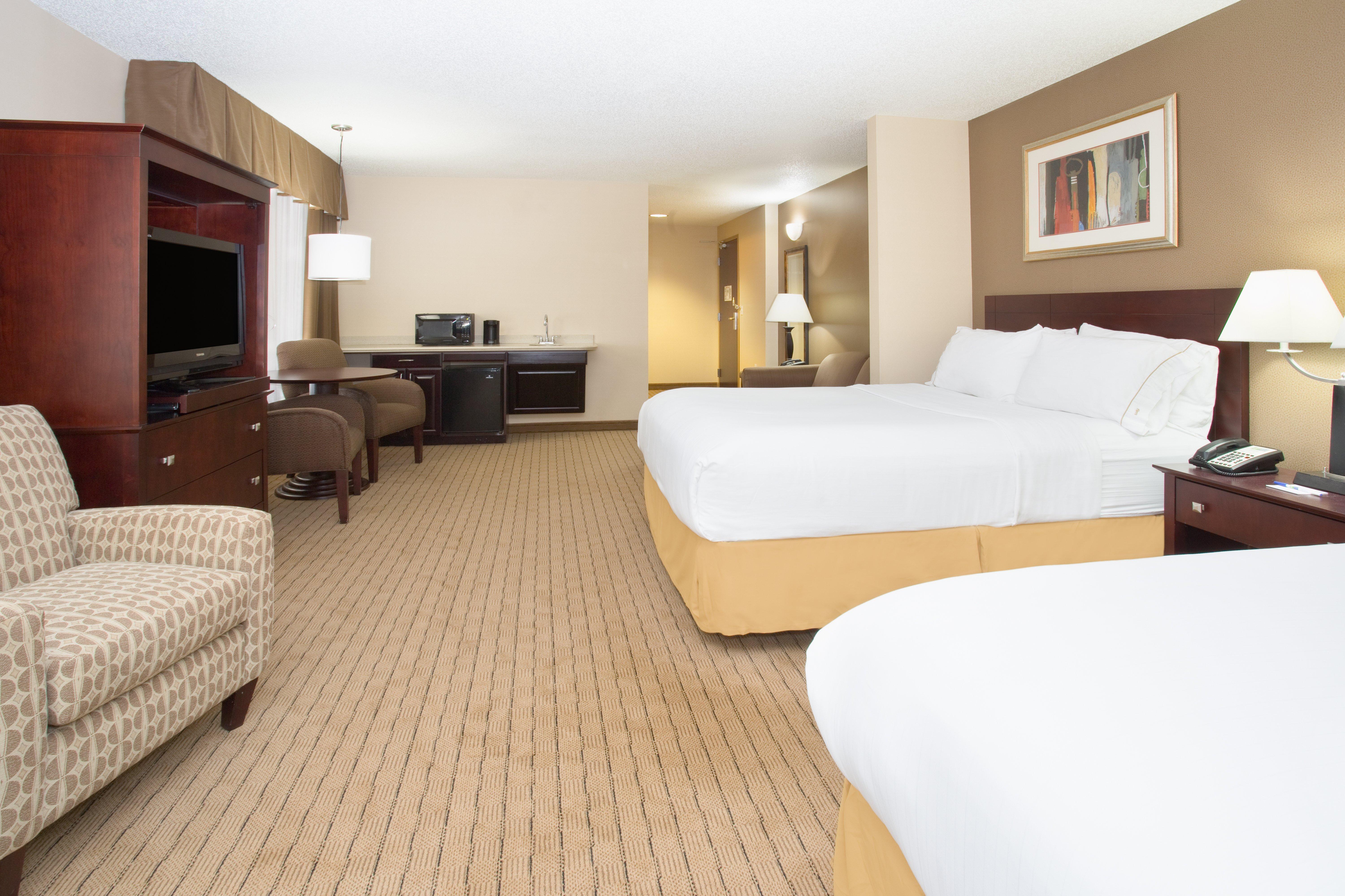 Holiday Inn Express Hotel & Suites Minot South By Ihg Ngoại thất bức ảnh